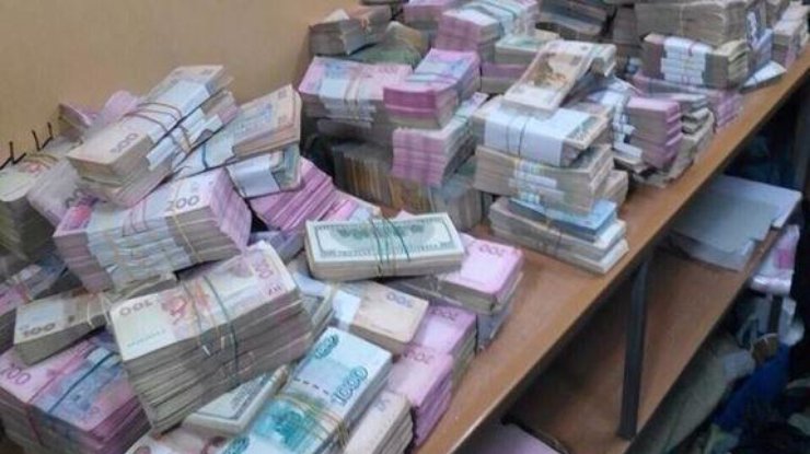 В Киеве накрыли нелегальные обменники. Фото Facebook Сергея Билана