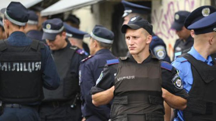 Милиционеры будут охранять правительственный квартал в Киеве