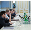 Порошенко просит Минск отговорить боевиков от выборов