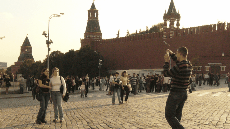 Россияне не хотят делить Россию с боевиками Донбасса. Фото alldayplus.ru