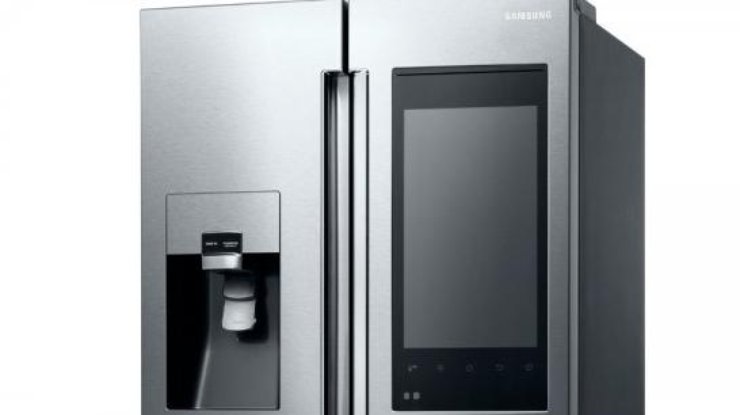 "Умный" холодильник Samsung’s Family Hub fridge
