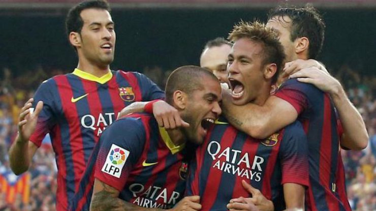 Лучшие футболисты играют в "Барселоне"