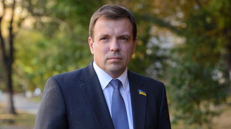 Власть продемонстрировала неготовность выполнять Минские соглашения - депутат 