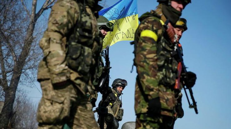 В зоне АТО за сутки погиб один украинский военный, один ранен 