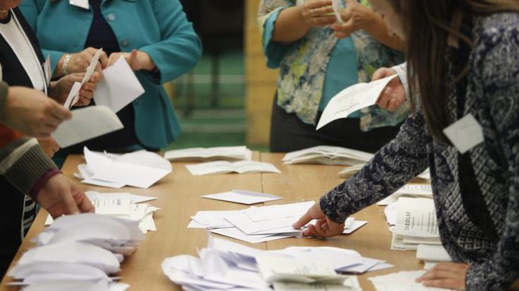 Референдум в Венгрии провалился из-за низкой явки избирателей 