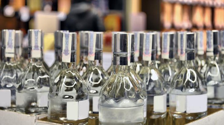 Отравление суррогатным алкоголем: количество жертв снова возросло