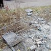 Боевики обстреляли Авдеевку и разрушили городское кладбище (фото)