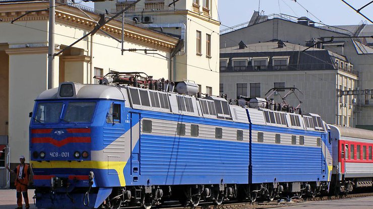 "Укрзализныця" назначила 11 дополнительных поездов на школьные каникулы 