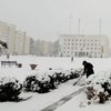 Часть Украины засыпало снегом (фото)