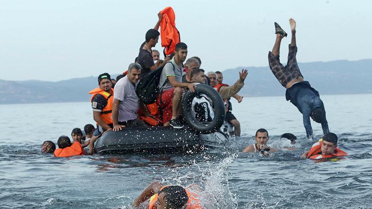 У побережьея Ливии утонули 25 человек