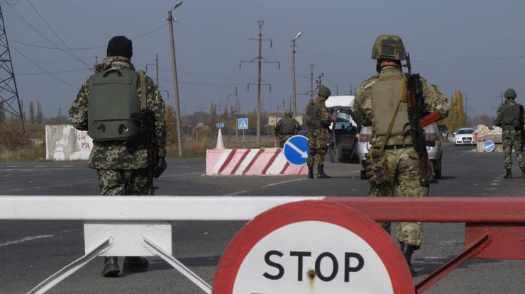 Боевики обстреляли из минометов пропускной пункт "Майорск"