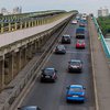 В Киеве на мост Метро свалилась электрическая опора