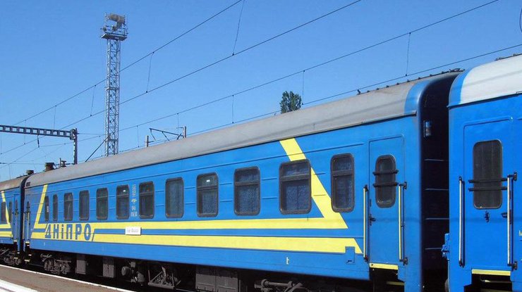 "Укрзализныця" запускает 11 дополнительных поездов