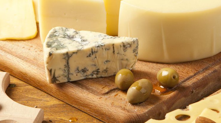 Сыр с плесенью имеет омолаживающий эффект