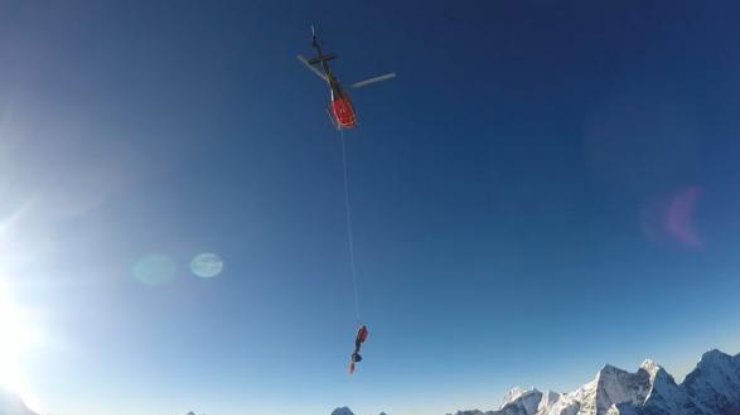 В Гималаях на украинского альпиниста обрушился кусок льда