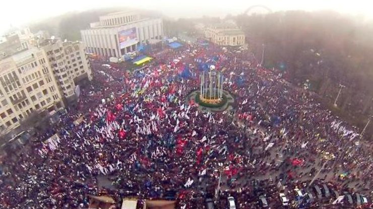 Третья годовщина Майдана: в Германии посвятили песню Украине (фото: Andrii Bozhok)
