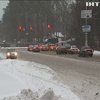 Україна потерпає від потужних снігопадів 