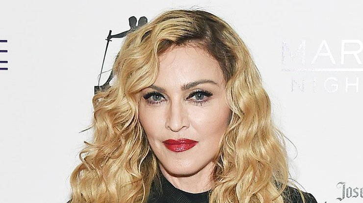 Мадонна получила звание "Женщина года"