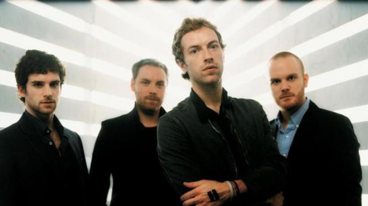 Солист Coldplay разрешил фанату признаться в любви на сцене (фото: ringtonclub.ru) 