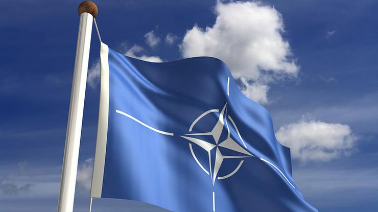 НАТО усилит присутствие в Черном море 