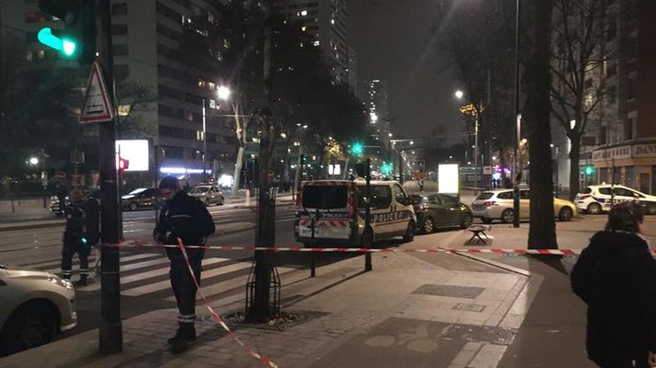 Захват заложников в Париже: злоумышленник скрылся от полиции 