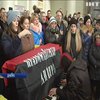 У Дніпрі на вокзалі активісти влаштували патріотичний флешмоб