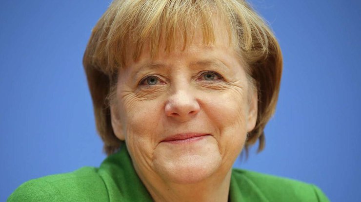 Кандидатуру Меркель поддержали 89,5% делегатов