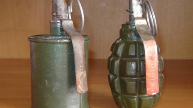 В Киеве в спальном районе нашли гранату (фото: army-news.ru)