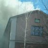 В Киеве горит частный дом (фото)