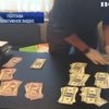 В Полтаве полицейского поймали на взятке в 30 тыс. долларов