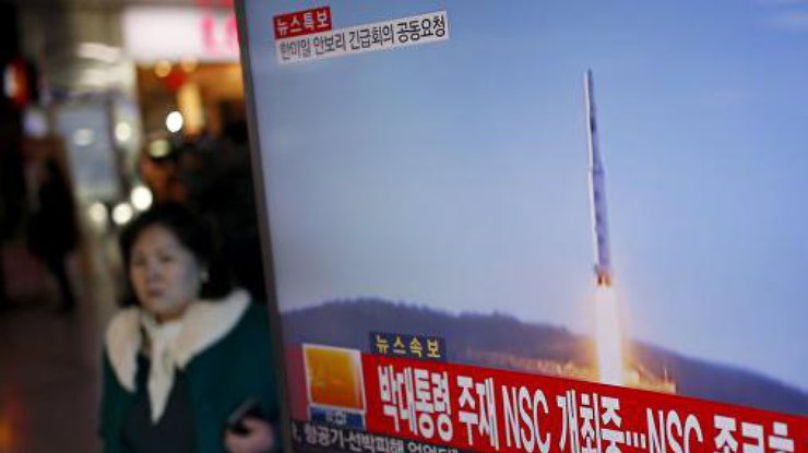 Япония определила, куда упали фрагменты ракеты КНДР