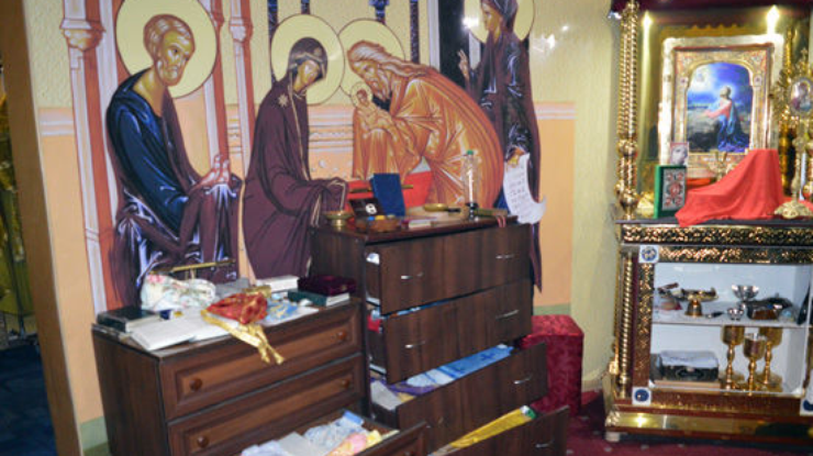 В одесском храме мужчина испортил имущество / Фото: Нацполиция