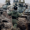 Під Маріуполем бойовики готують наступ танками та БТРами
