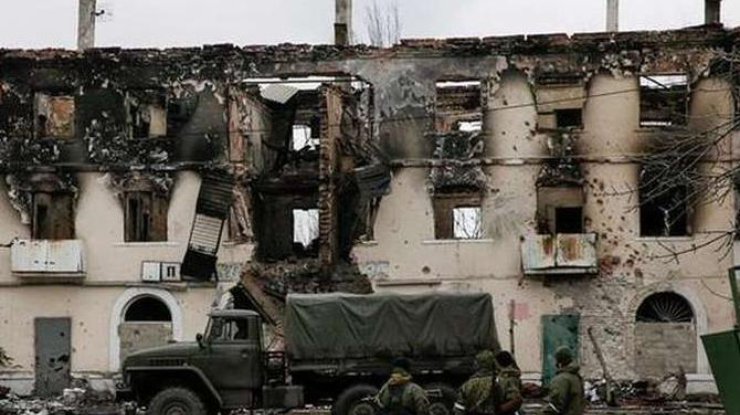 Евроомиссар убежден, что украинская власть должна минимизировать изоляцию Донбасса