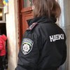 Во Львове пьяный житель облил полицейских краской (фото)