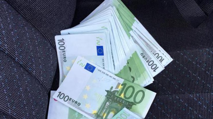 У жителей Львова изъяли 10 тысяч евро