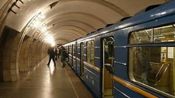 В Киеве ограничат вход в метро