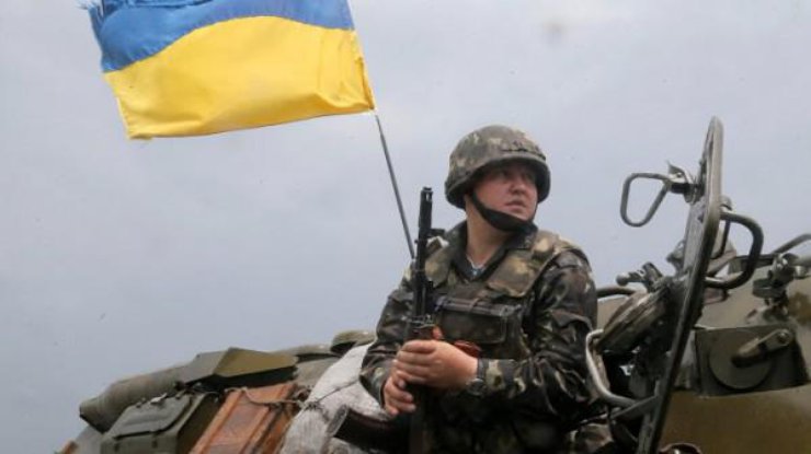 На Донбассе боевики более 30 раз обстреляли позиции сил АТО