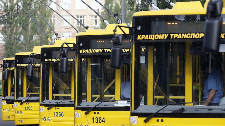 Будет продлена работа автобусов, трамваев и троллейбусов