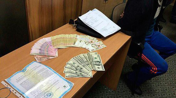В Одессе мошенник пытался обналичить 1,5 млн гривен с чужого депозита