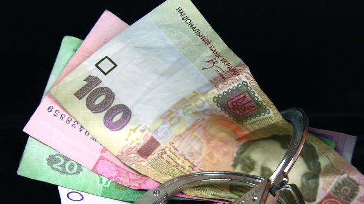 На взятке в 10 тысяч гривен поймали взяточницу одного из министерств Украины