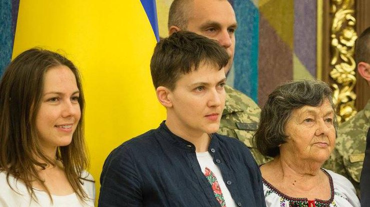 Савченко вышла на Майдан 