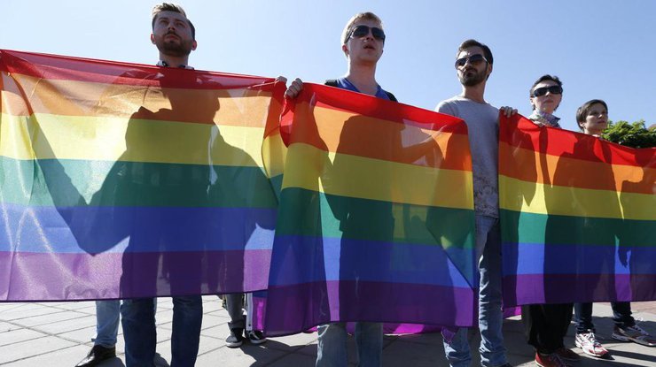 Посланник США поучаствует в марше сексуальных меньшинств
