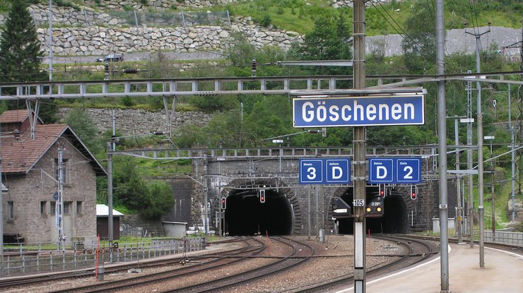 В Швейцарии откроют самый длинный железнодорожный тоннель