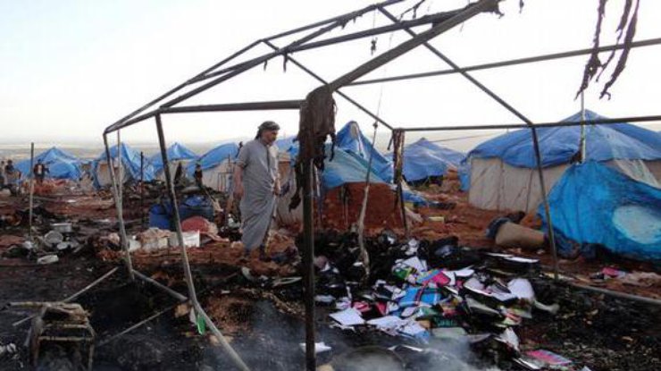 В Сирии истребители разбомбили лагерь для беженцев
