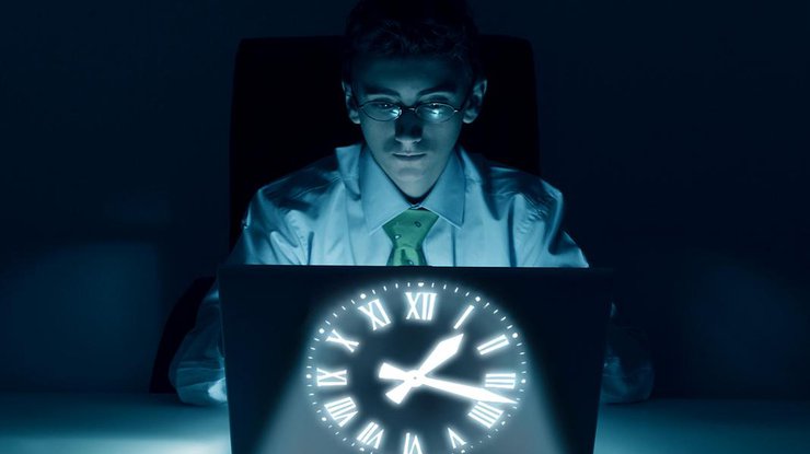 Работа в ночные смены приводит к серьезным болезням. Фото:   huffingtonpost.co.uk