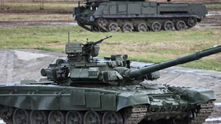 На Донбассе боевики пустили в ход танки