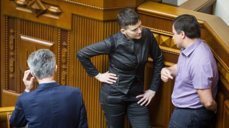 Савченко попросила не трогать Конституцию в части правосудия 