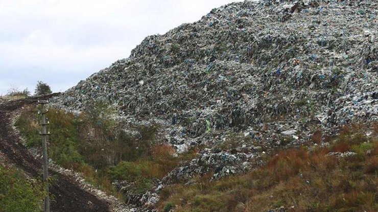 В Киев завезли уже более 500 тонн львовского мусора