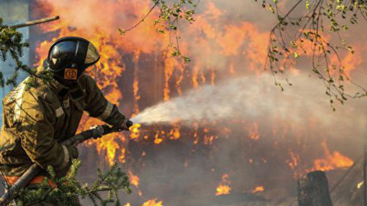 Украинцев предупреждают о чрезвычайной пожарной опасности 